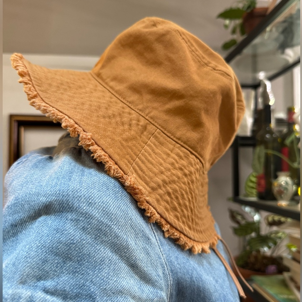 Bucket Hat
